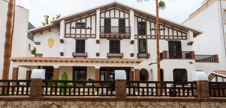 Exterior Casa Pakyta